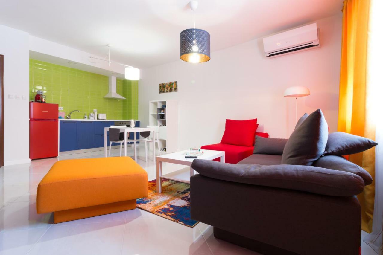 Pop your C-O-L-O-R-S - Funky&Modern 1BDR. Apt. Plowdiw Exterior foto